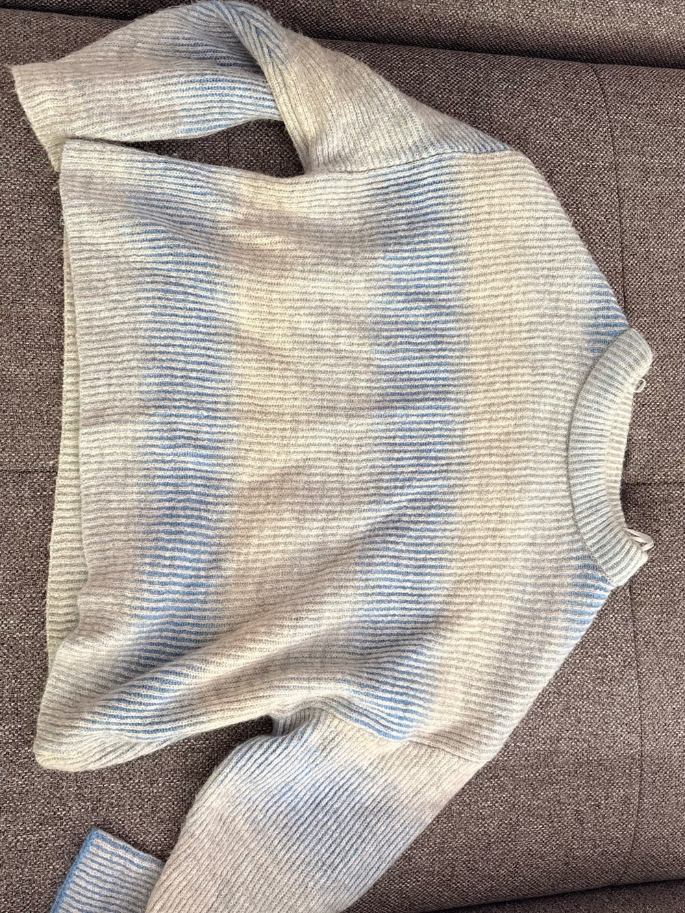 Pull dégradé bleu
